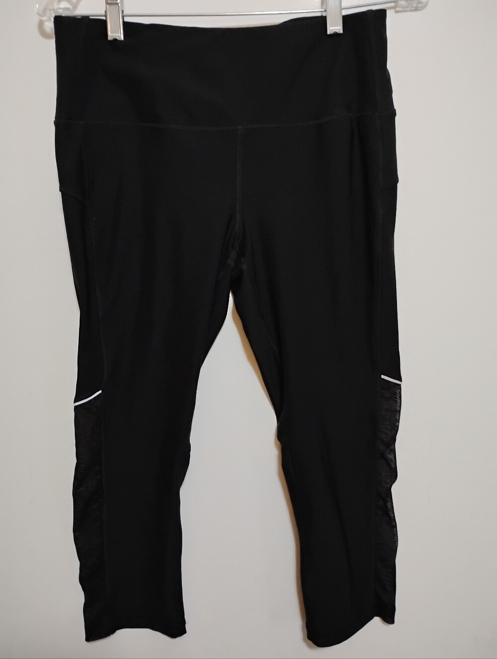 RBX Black Athletic Capri Leggings Side Mesh Panels Polyester Spandex M